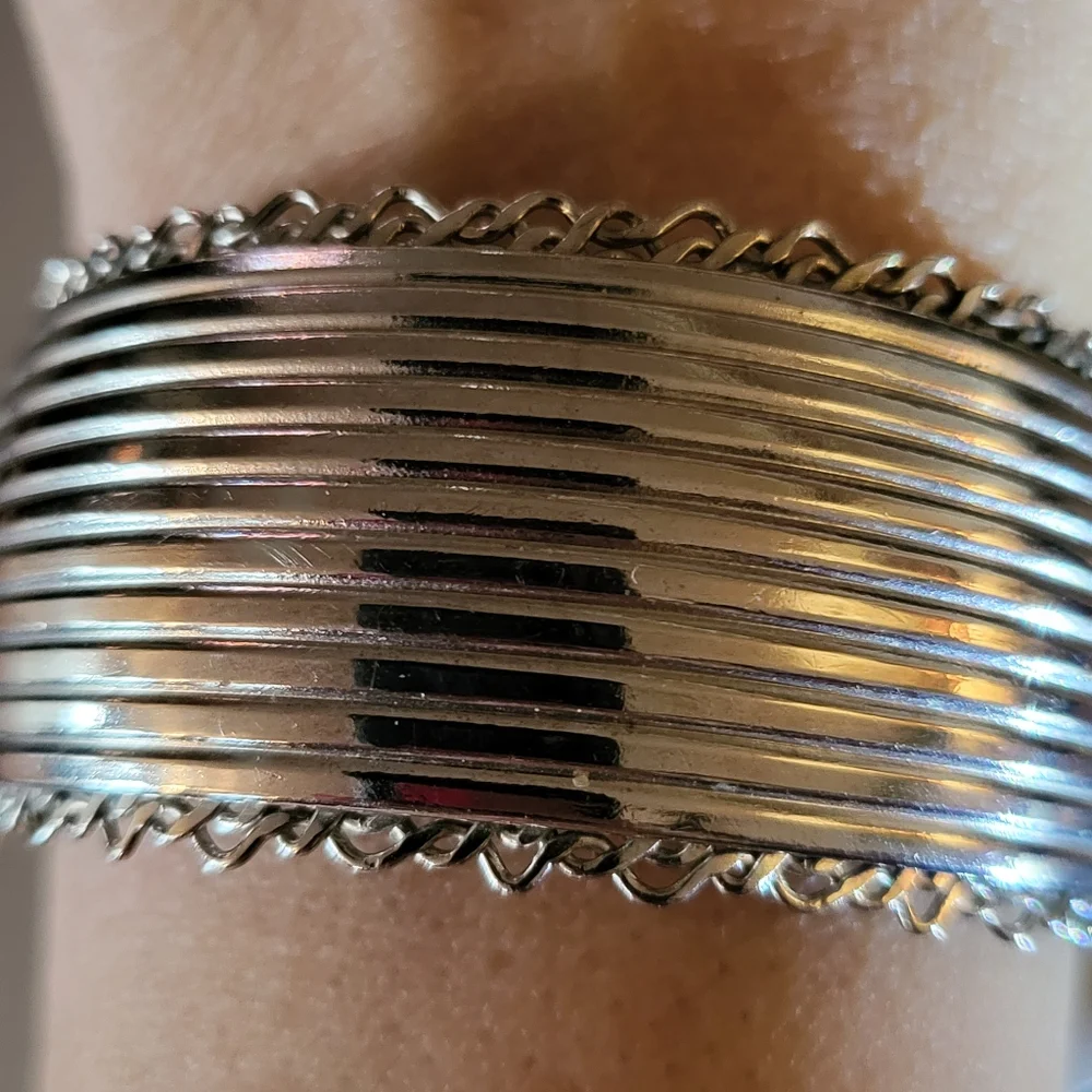 Late 1950's "VOLUPTE" Signed Cartouche Silver Ribbed 1.25" Wide Cuff Bracelet - Picture 7 of 8